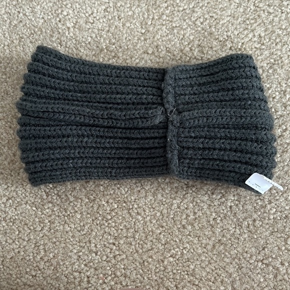 Five Belie Gray Knit Head Wrap - Picture 7 of 9